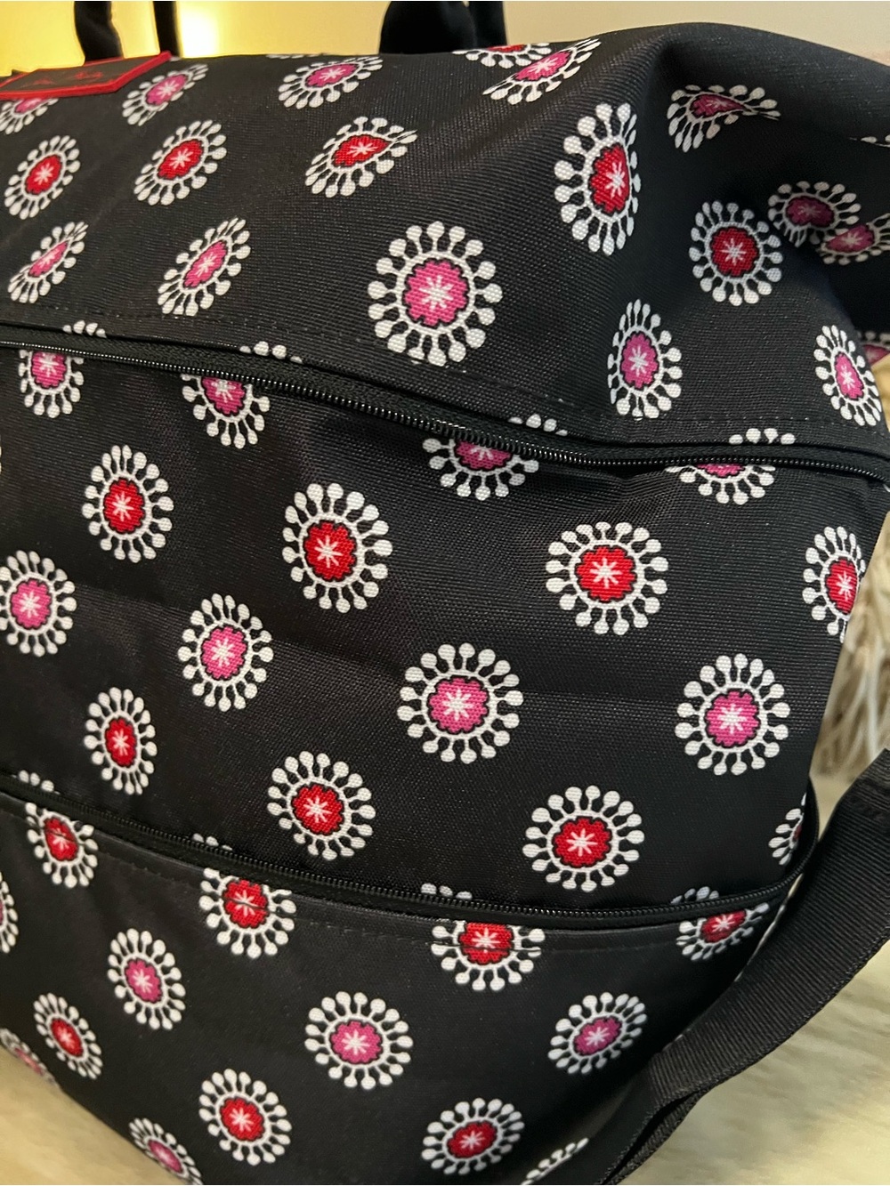 VERA BRADLEY Parisian Paisley Pom Poms 2015 Lighten Up EXPANDABLE Travel Bag - Picture 14 of 15
